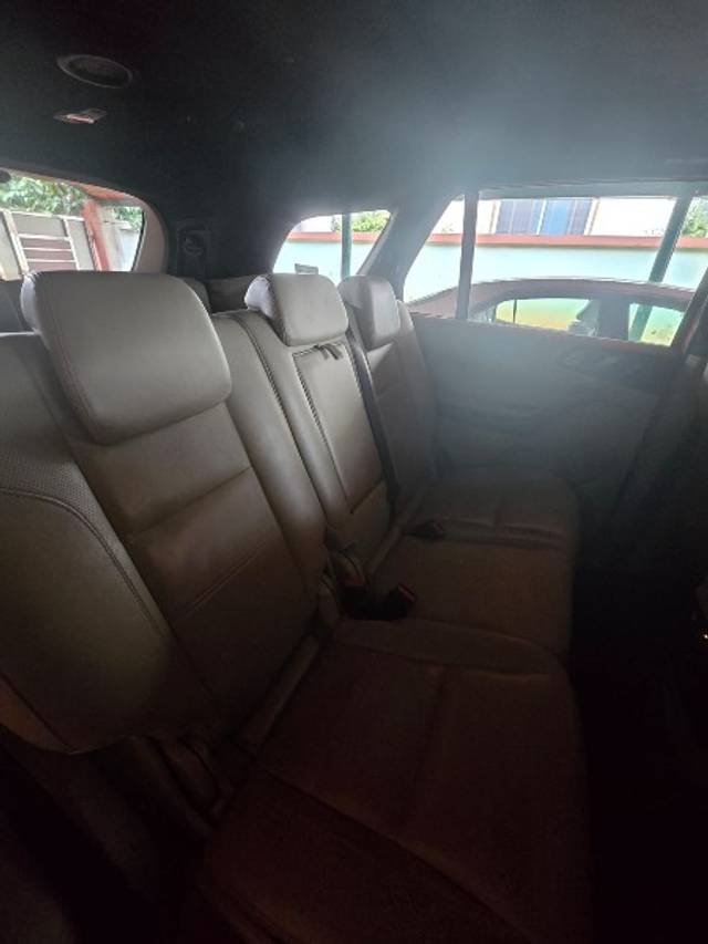 https://images10.gaadi.com/usedgaadi-sellcar/UsedCar/e55c0414a/dab4a9dd-10ec-4ca8-9a4f-e25594b02b08.jpeg?imwidth=6401