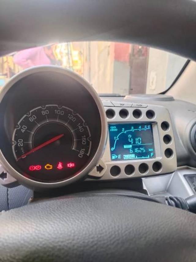 https://images10.gaadi.com/usedgaadi-sellcar/UsedCar/e55c2eaba/5f8d9525-6cf3-447c-8d50-29d839cc0088.jpeg?imwidth=6401