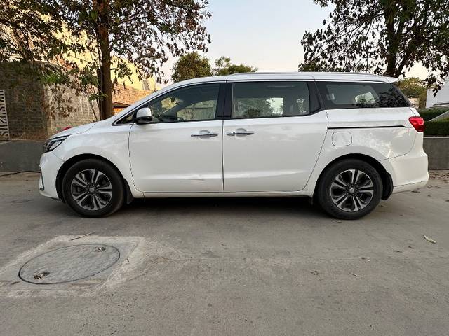 https://images10.gaadi.com/usedgaadi-sellcar/UsedCar/e55c593ea/932d681b-3d18-48f9-969b-314fb8863707.jpeg?imwidth=6402