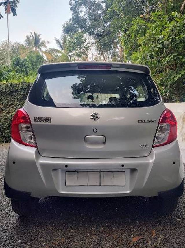 https://images10.gaadi.com/usedgaadi-sellcar/UsedCar/e55c64f5a/446917b8-444a-48f5-a63f-7a11111c6205.jpeg?imwidth=6402