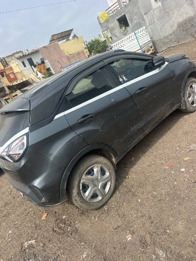 https://images10.gaadi.com/usedgaadi-sellcar/UsedCar/e55cc36ea/a3a70a17-8f39-4c7d-b7b8-a5f09cd42cc2.jpeg?imwidth=6402