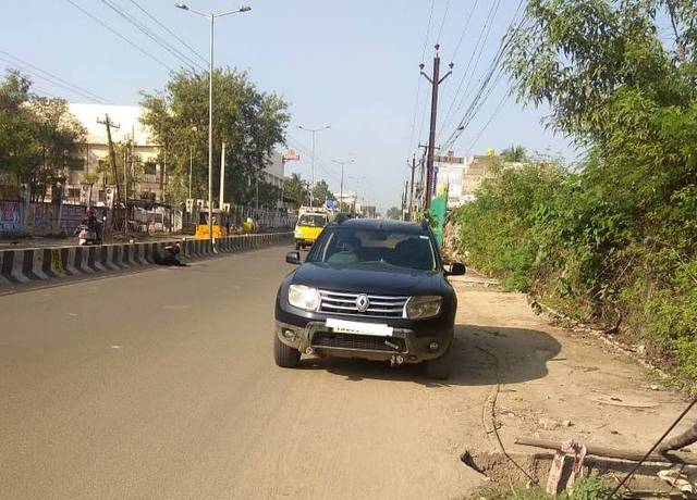 https://images10.gaadi.com/usedgaadi-sellcar/UsedCar/e55cd5a8a/2c59dbc2-eef9-4f9f-878d-8ac575d52a5c.jpg?imwidth=6400