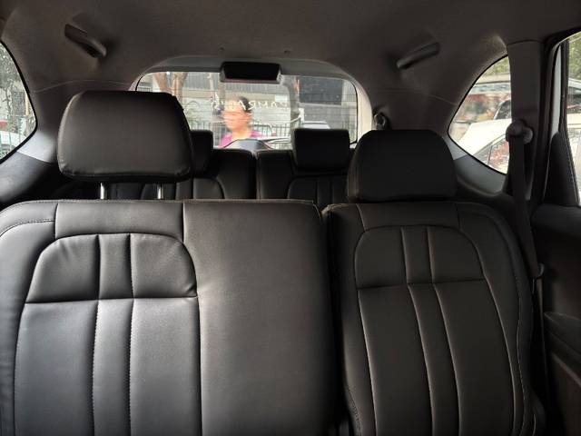 https://images10.gaadi.com/usedgaadi-sellcar/UsedCar/e55ce7a3a/8f9ab83e-e441-4544-87a0-057475a11a0a.jpeg?imwidth=6402