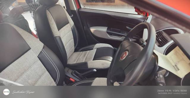 https://images10.gaadi.com/usedgaadi-sellcar/UsedCar/e55d4ec6a/41a37240-9b5c-4019-8651-4d91b91011a9.jpg?imwidth=6402