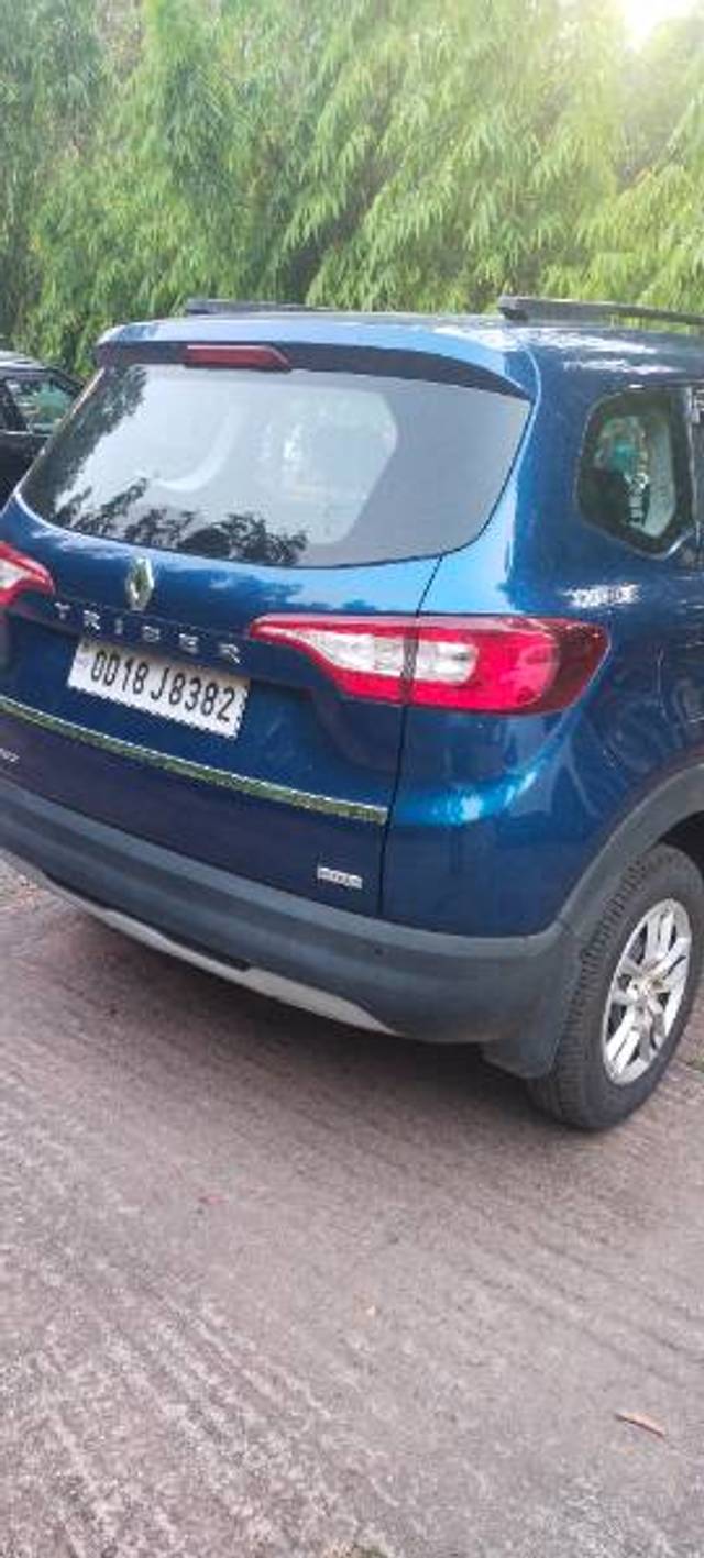 https://images10.gaadi.com/usedgaadi-sellcar/UsedCar/e55da446a/b14b1c37-ac23-42df-a7be-7f460f9aaeaf.jpg?imwidth=6401