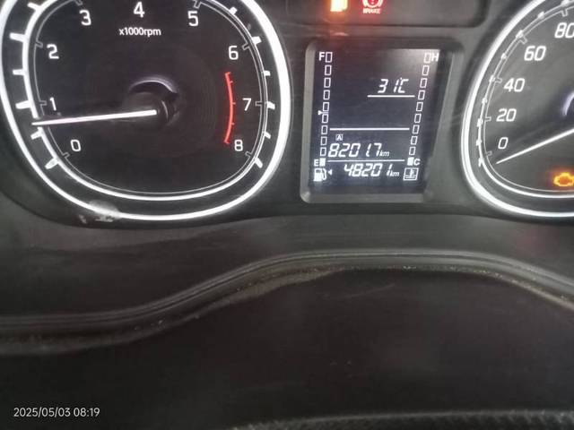 https://images10.gaadi.com/usedgaadi-sellcar/UsedCar/e55dd4a2a/0c228bae-5935-4b89-8114-cee99b37eb7a.jpg?imwidth=6402