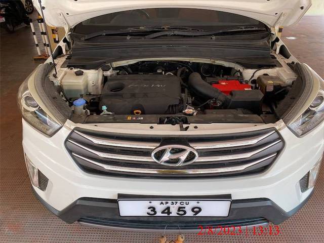 https://images10.gaadi.com/usedgaadi-sellcar/UsedCar/e55e03c0a/1e09c24f-cd9c-46bb-8037-95a936f6a617.jpg?imwidth=6402