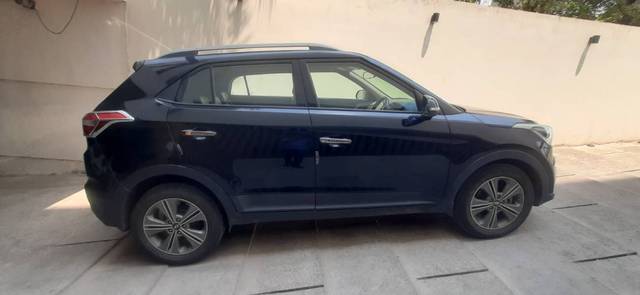 https://images10.gaadi.com/usedgaadi-sellcar/UsedCar/e55e5f8da/fc2f69dc-b3e5-4c8a-a70e-6f4a10318df2.jpg?imwidth=6402