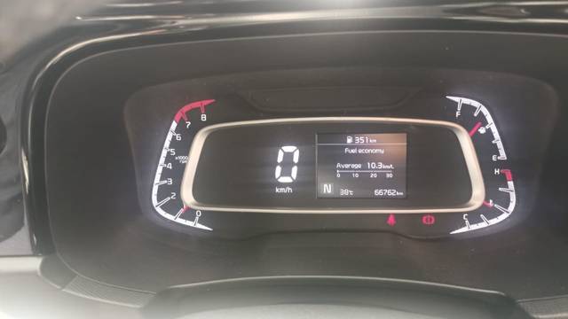 https://images10.gaadi.com/usedgaadi-sellcar/UsedCar/e55ecf26a/aef23081-6757-4129-8c76-bfcbebe45ac9.jpeg?imwidth=6401