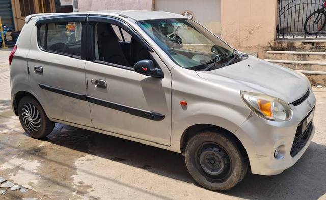 https://images10.gaadi.com/usedgaadi-sellcar/UsedCar/e55f0f0da/a31e3607-f06c-492d-a8c3-1b15e721166e.jpg?imwidth=6400