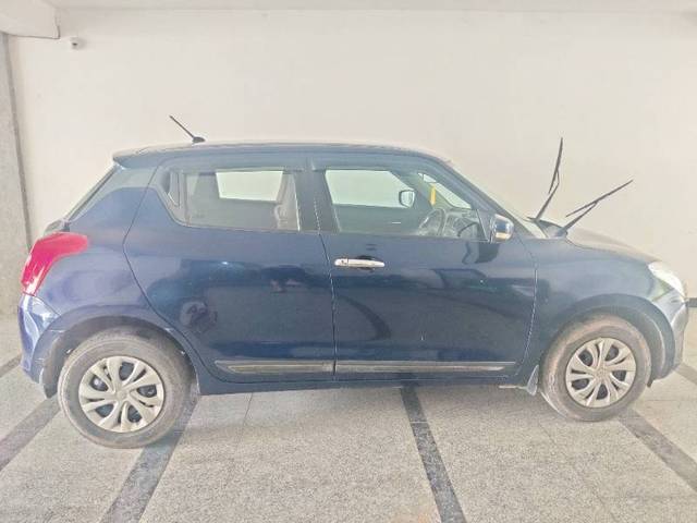 https://images10.gaadi.com/usedgaadi-sellcar/UsedCar/e55f8dcba/7ae2d197-6ea4-4e7c-a091-f7a418058307.jpg?imwidth=6401