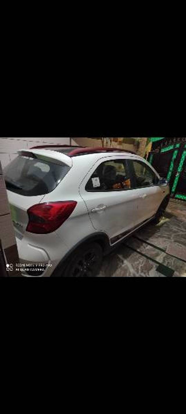 https://images10.gaadi.com/usedgaadi-sellcar/UsedCar/e55fbcc3a/e076aa33-be23-4c5f-8f52-c9c25d6a1e3a.jpg?imwidth=6401
