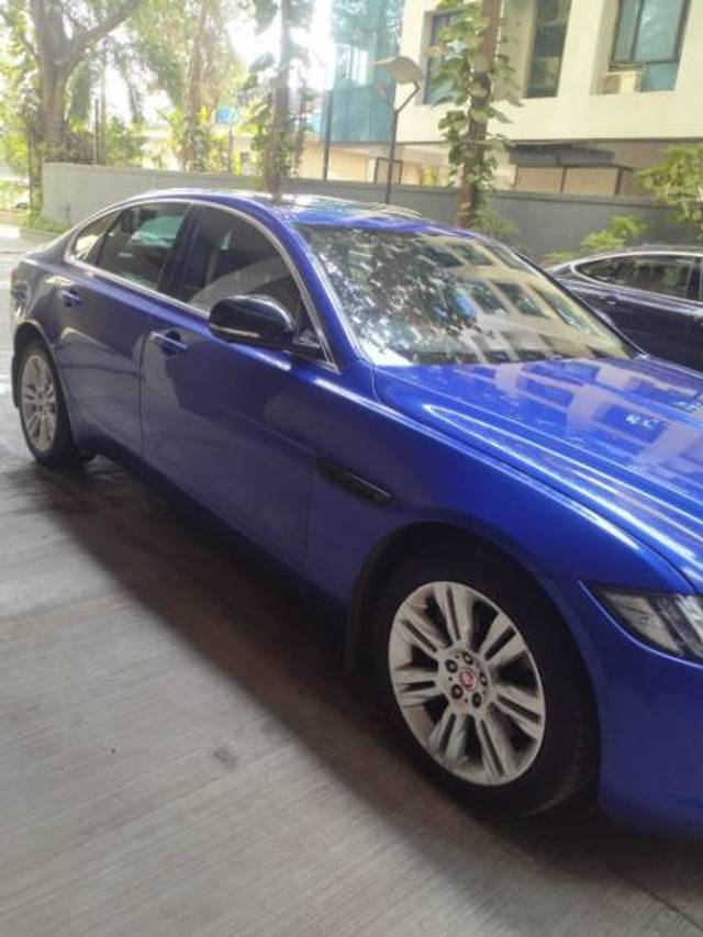 https://images10.gaadi.com/usedgaadi-sellcar/UsedCar/e5605852a/525d76f7-05ee-4728-ae29-9de9a038b4d6.jpg?imwidth=6401