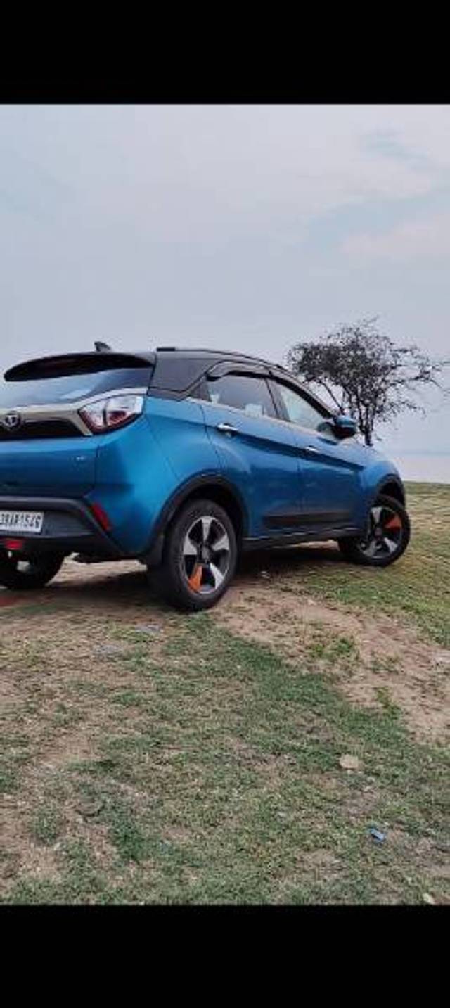 https://images10.gaadi.com/usedgaadi-sellcar/UsedCar/e560aa0da/454bcb99-b0a3-4686-98c9-afb8a4212274.jpg?imwidth=6402