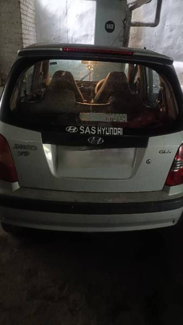 https://images10.gaadi.com/usedgaadi-sellcar/UsedCar/e560e967a/ec94e766-2f17-4589-856a-9b138350e96b.jpg?imwidth=6402