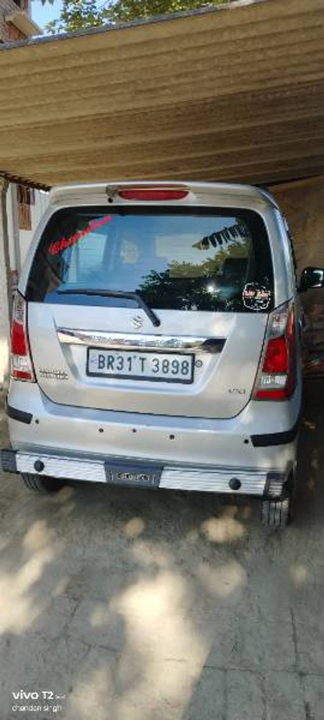 https://images10.gaadi.com/usedgaadi-sellcar/UsedCar/e5612685a/e6e2fc86-7cae-4e11-a2c2-55f52c767b8f.jpg?imwidth=6400