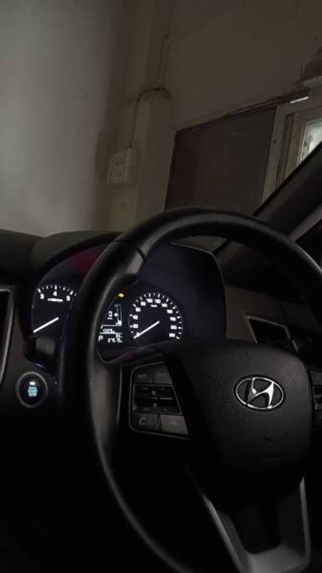 https://images10.gaadi.com/usedgaadi-sellcar/UsedCar/e56146e1a/cddbde86-fb72-4fc0-b9b9-89d0719d04ea.jpg?imwidth=6402