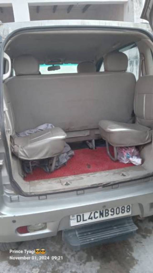 https://images10.gaadi.com/usedgaadi-sellcar/UsedCar/e5616988a/723ec8b7-9379-4f9d-b195-0a18966837b3.jpg?imwidth=6401