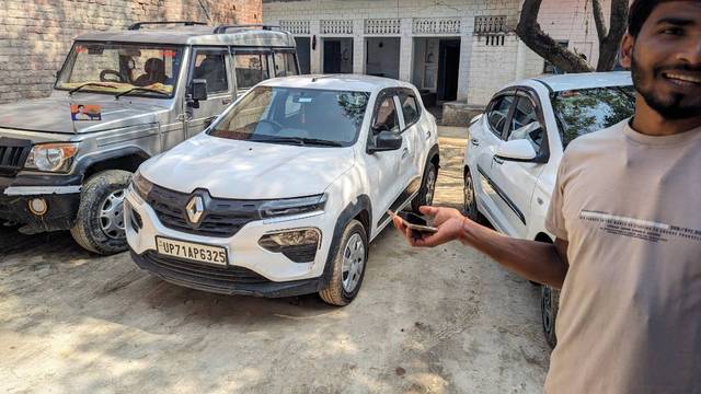 https://images10.gaadi.com/usedgaadi-sellcar/UsedCar/e5617262a/9eb013a2-0652-40cb-91e5-f53acce3c921.jpg?imwidth=6400