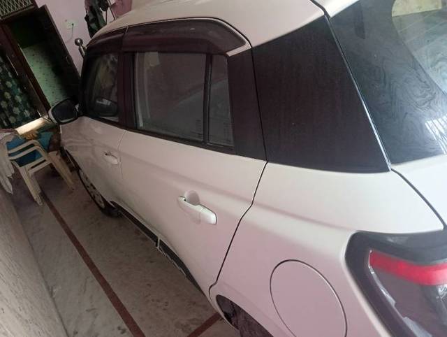 https://images10.gaadi.com/usedgaadi-sellcar/UsedCar/e5619d1ba/f1f020bd-b06a-4e48-ae41-bf85a5a3fbe2.jpg?imwidth=6401