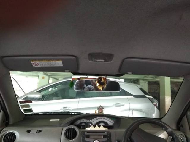 https://images10.gaadi.com/usedgaadi-sellcar/UsedCar/e561cf69a/fc826a77-c23b-4e38-990b-5deb54f3a389.jpg?imwidth=6401