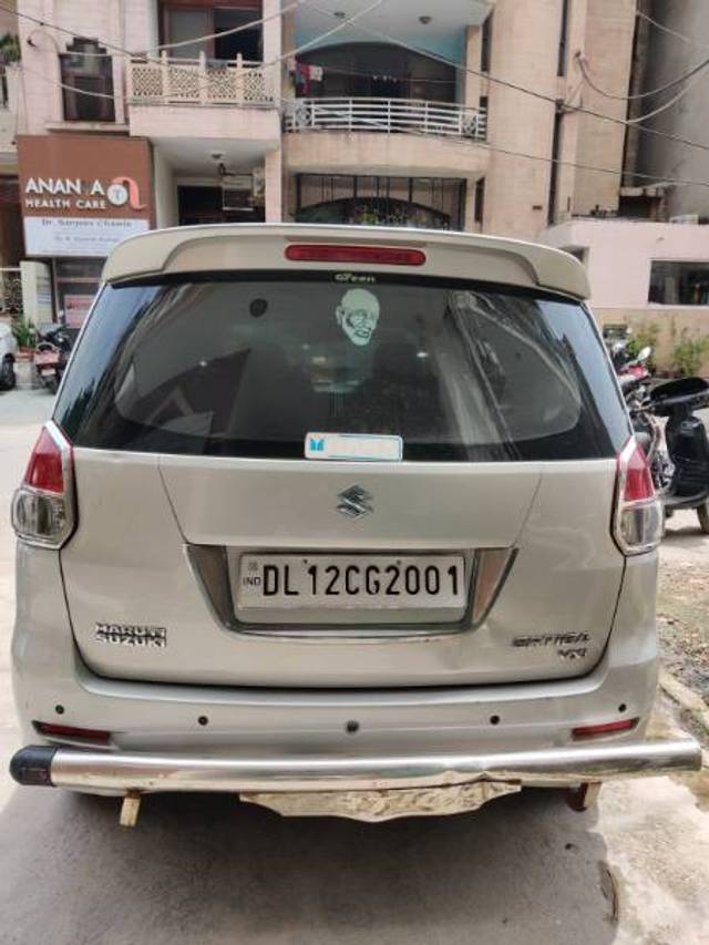 https://images10.gaadi.com/usedgaadi-sellcar/UsedCar/e5621dbca/f975dbce-dfbc-45a2-a6b6-dff62597c179.jpg?imwidth=6401