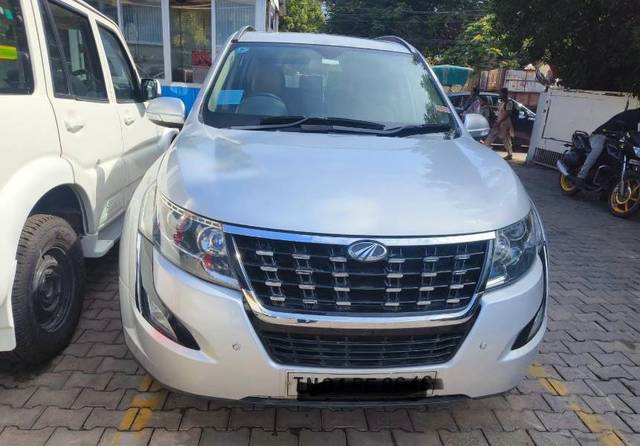 https://images10.gaadi.com/usedgaadi-sellcar/UsedCar/e5623243a/2d75abf1-5a7d-497a-a0e7-3f3f346f5405.jpeg?imwidth=6400