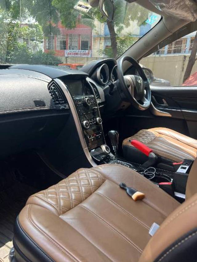 https://images10.gaadi.com/usedgaadi-sellcar/UsedCar/e5623243a/5d2f1dff-15f3-4737-b94b-9bc047435aa2.jpeg?imwidth=6401