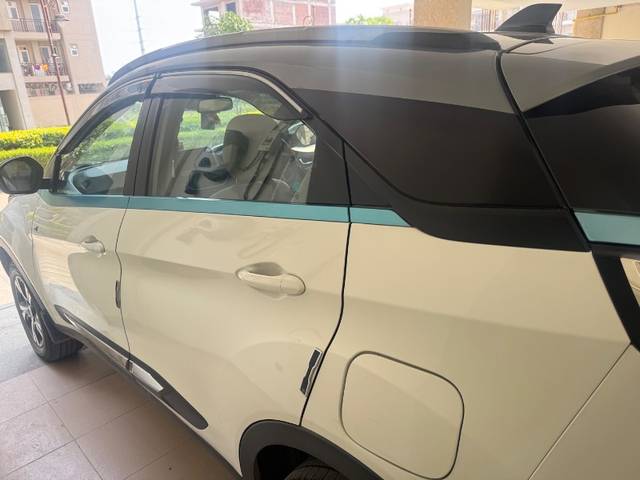 https://images10.gaadi.com/usedgaadi-sellcar/UsedCar/e56234eba/be1d4f9f-0f2a-4548-ac3c-dc4f010f99ba.jpeg?imwidth=6402