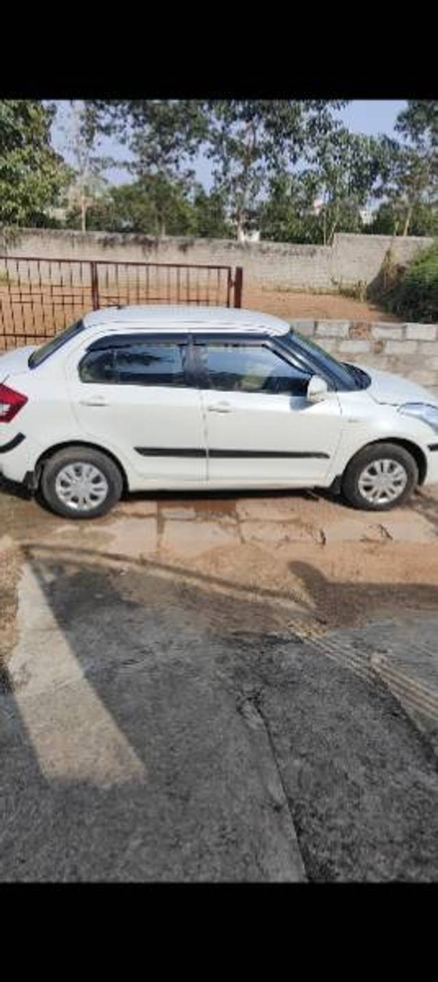 https://images10.gaadi.com/usedgaadi-sellcar/UsedCar/e56239c9a/455ea31a-3a48-4bc3-af3d-681f35ffa932.jpg?imwidth=6402