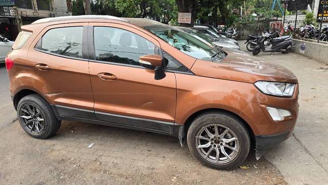 https://images10.gaadi.com/usedgaadi-sellcar/UsedCar/e562bac2a/94e0ce91-c89d-40d3-bf69-cf399a714249.jpg?imwidth=6401