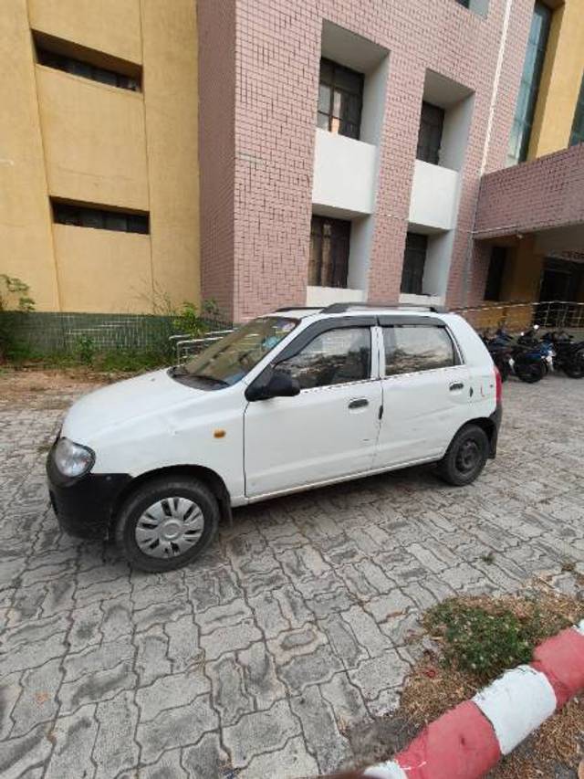 https://images10.gaadi.com/usedgaadi-sellcar/UsedCar/e562f898a/8b39b3ff-68f1-47d0-8a19-74a7e3181cb9.jpg?imwidth=6402
