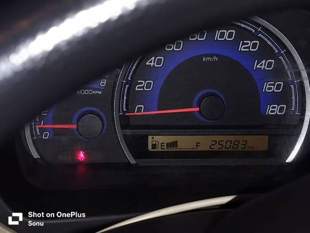 https://images10.gaadi.com/usedgaadi-sellcar/UsedCar/e563c4e1a/58907a63-7524-43b1-9eb1-41878866447b.jpg?imwidth=6402