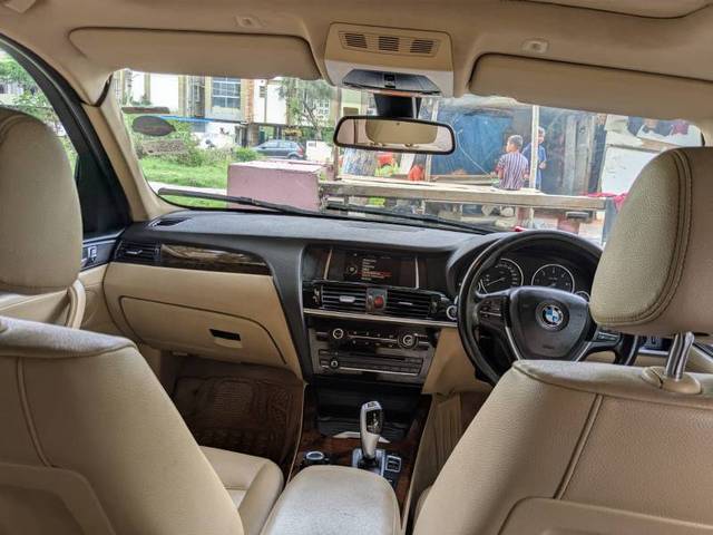 https://images10.gaadi.com/usedgaadi-sellcar/UsedCar/e563eb76a/25e0adca-794c-4e31-a26f-e716691a6b21.jpeg?imwidth=6402