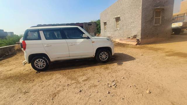 https://images10.gaadi.com/usedgaadi-sellcar/UsedCar/e563fee7a/7544456a-7f2d-462d-ac6b-7f5374220398.jpg?imwidth=6400