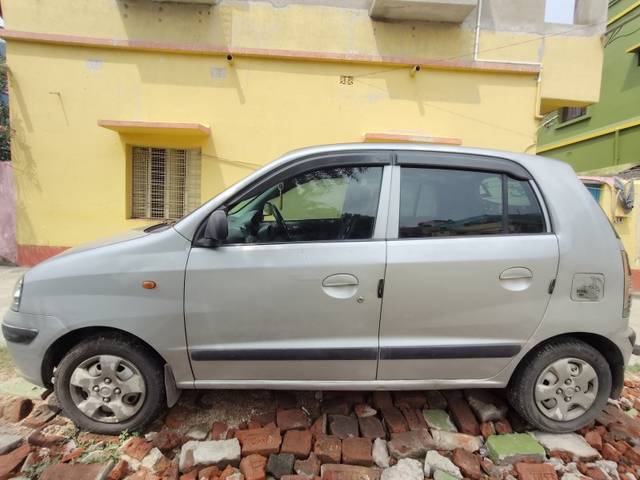 https://images10.gaadi.com/usedgaadi-sellcar/UsedCar/e5648951a/35d1b154-7aae-47e8-953a-06c3e053584f.jpg?imwidth=6402