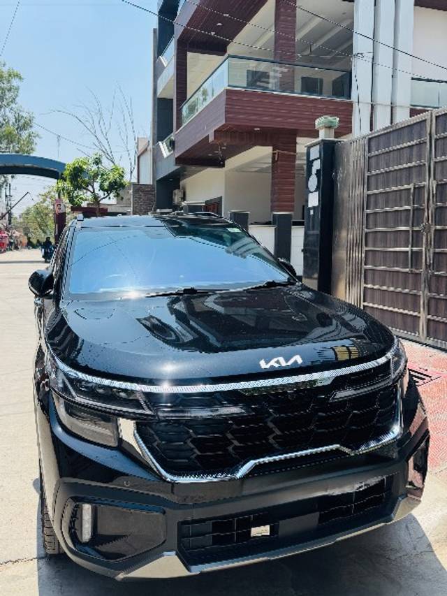 https://images10.gaadi.com/usedgaadi-sellcar/UsedCar/e5649b3ca/91e05ec5-a4a5-4ec2-a94f-2435a4147f41.jpeg?imwidth=6400