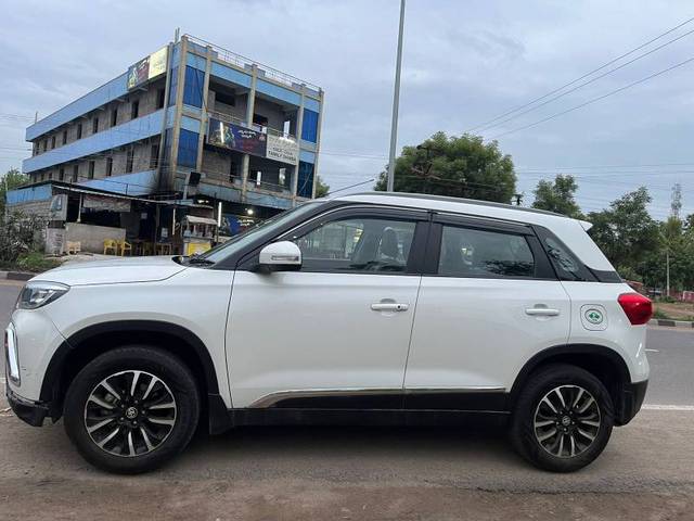 https://images10.gaadi.com/usedgaadi-sellcar/UsedCar/e564d45da/22e323ef-5456-469c-b232-dd7e65472564.jpg?imwidth=6402