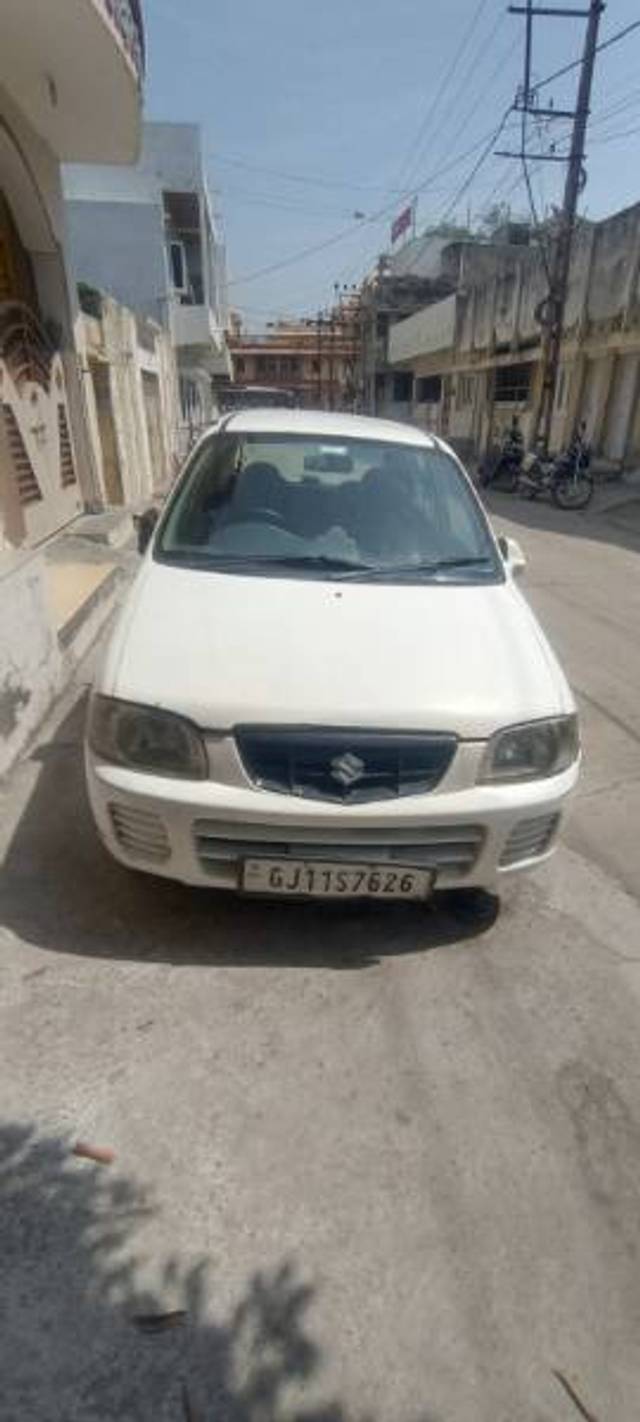 https://images10.gaadi.com/usedgaadi-sellcar/UsedCar/e564e35aa/345ff02b-0bd5-46a2-9bb9-aa997977299f.jpg?imwidth=6400