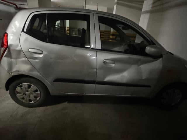https://images10.gaadi.com/usedgaadi-sellcar/UsedCar/e56603cda/55274f84-7e21-4e02-8f19-3b44436fa292.jpeg?imwidth=6400