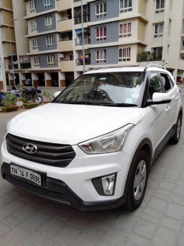 https://images10.gaadi.com/usedgaadi-sellcar/UsedCar/e56625fba/28c0fd08-8aa0-4e34-81e2-94620a040c09.jpg?imwidth=6400