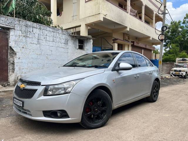 https://images10.gaadi.com/usedgaadi-sellcar/UsedCar/e5670e39a/e08721fd-b430-42b7-9315-7dd63b88ab72.jpeg?imwidth=6402