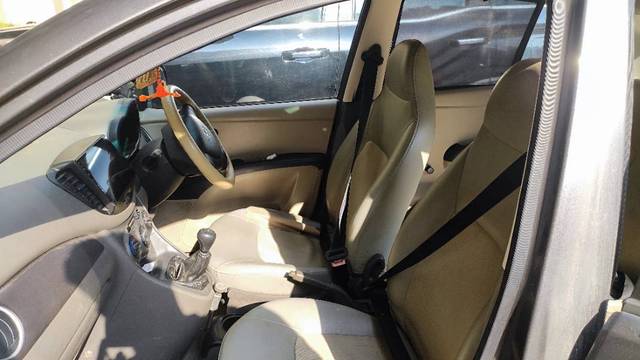 https://images10.gaadi.com/usedgaadi-sellcar/UsedCar/e56773b6a/7a0f9123-ef1b-4551-b622-ae74c2284127.jpg?imwidth=6400