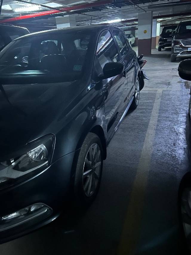 https://images10.gaadi.com/usedgaadi-sellcar/UsedCar/e567920ca/d97c1666-e4dd-4650-a02d-22bcd3f69be6.jpeg?imwidth=6400
