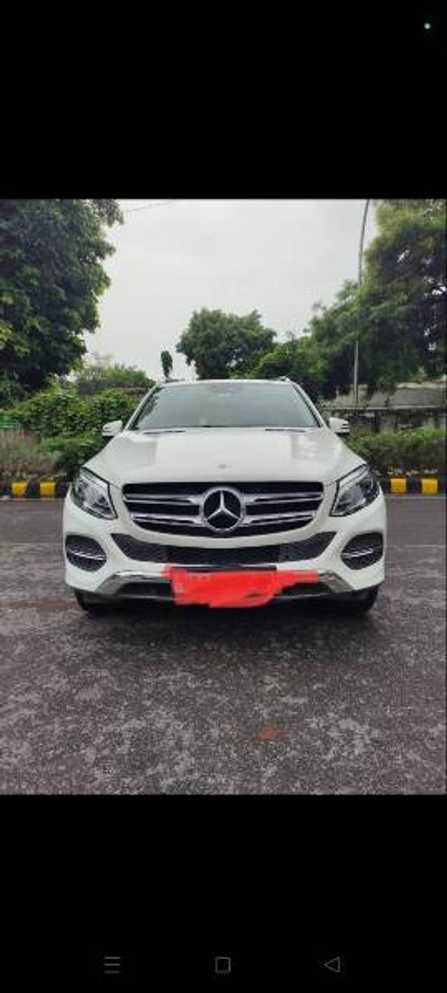 https://images10.gaadi.com/usedgaadi-sellcar/UsedCar/e568a3f7a/e69e6e54-605d-47f6-b6d7-1d0fcd036780.jpg?imwidth=6400