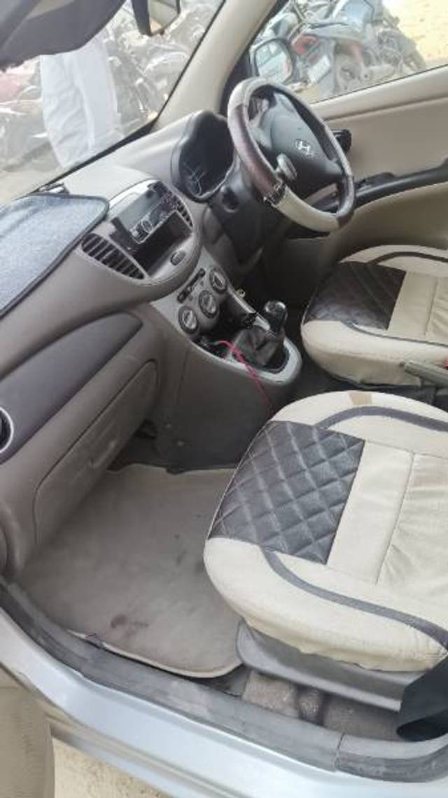 https://images10.gaadi.com/usedgaadi-sellcar/UsedCar/e5691051a/74ecbc5f-a249-4d4b-b4f1-ce8d313fcfcc.jpg?imwidth=6401