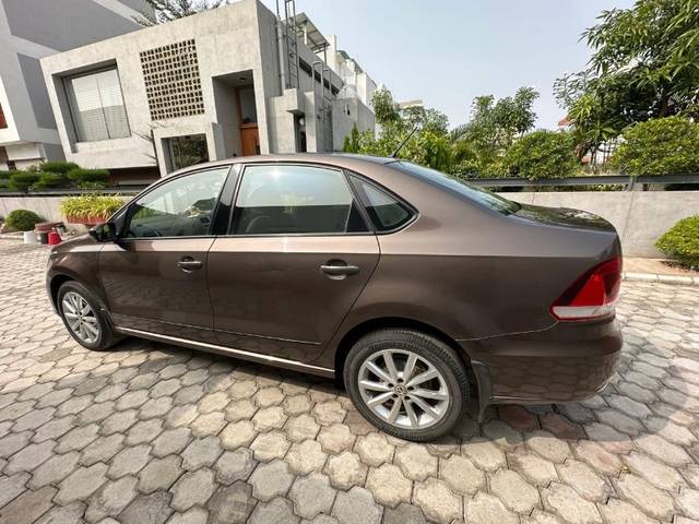 https://images10.gaadi.com/usedgaadi-sellcar/UsedCar/e569728fa/4b923313-ed0d-498d-8930-ed4f1fe0ae7b.jpeg?imwidth=6401
