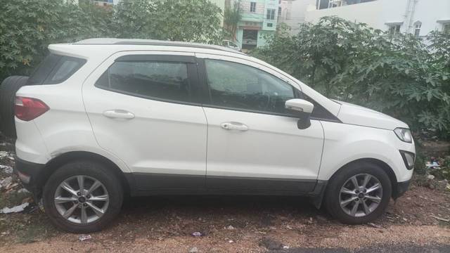https://images10.gaadi.com/usedgaadi-sellcar/UsedCar/e56a46a8a/79aa5e1a-f800-4ca1-9789-ebc66f57c79c.jpeg?imwidth=6400