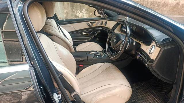 https://images10.gaadi.com/usedgaadi-sellcar/UsedCar/e56ac0d4a/703db69b-e5e6-486e-b07a-b9ad63a09f56.jpg?imwidth=6402