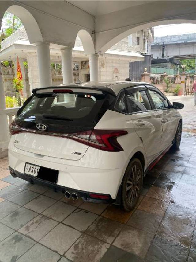 https://images10.gaadi.com/usedgaadi-sellcar/UsedCar/e56af8f9a/1777566d-3a2a-49a1-8090-6710e6ee7124.jpg?imwidth=6401